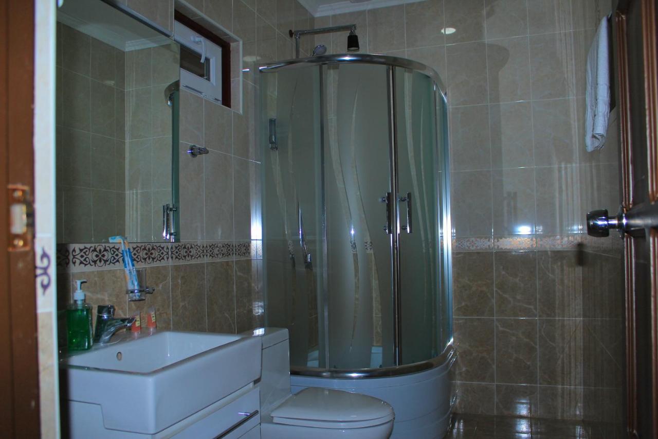 Хотел Хесон Khujand Ngoại thất bức ảnh
