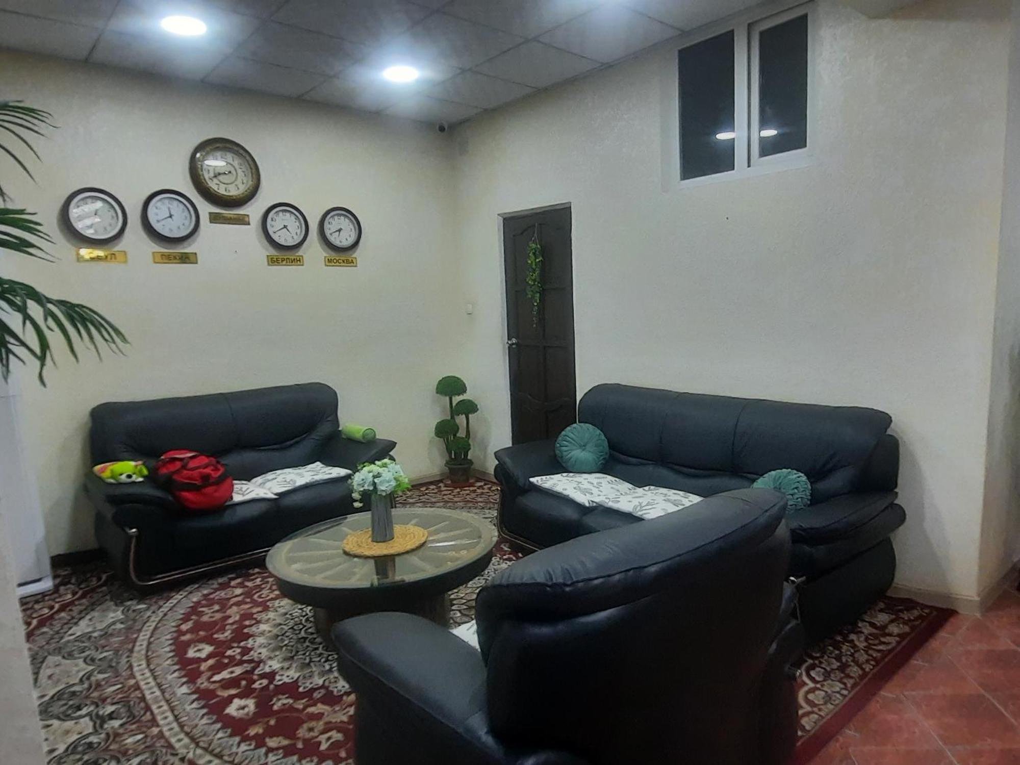 Хотел Хесон Khujand Phòng bức ảnh
